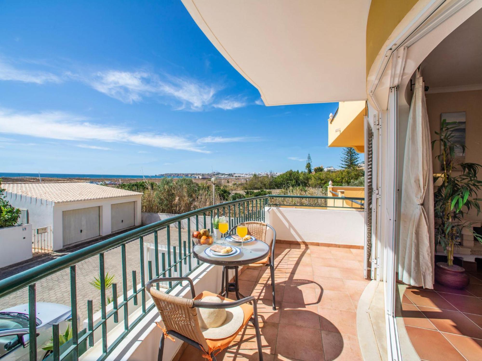 Casa de férias Holiday Baia De Cristal 1 - Lgs170 By Interhome